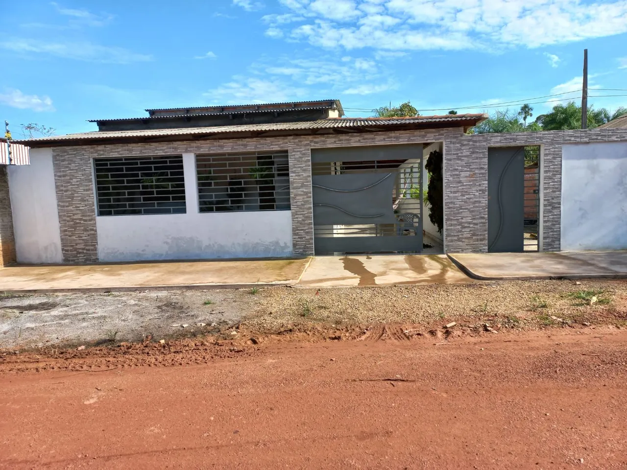Vende-se está casa