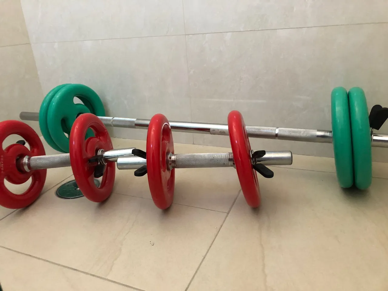 Anilhas com Barra - Academia - Musculação