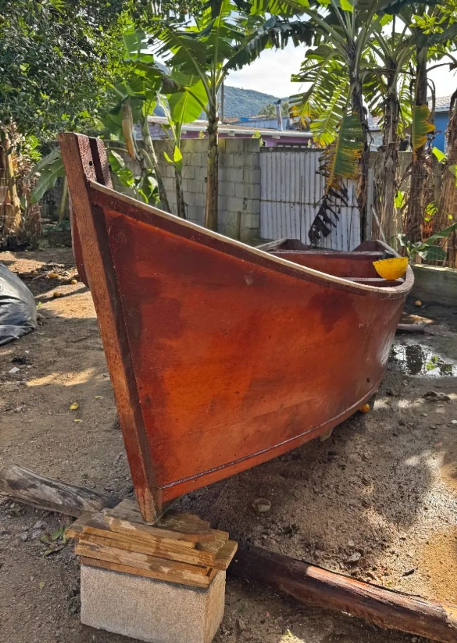 Barco com motor e redes63824617199619122