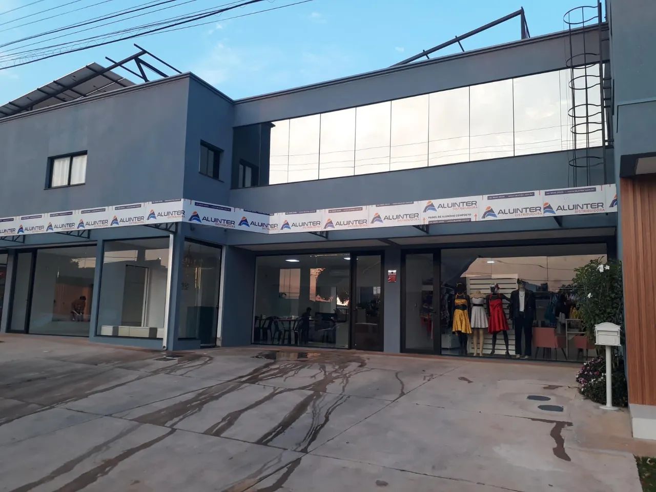 Trabalhamos com  fachada em ACM 