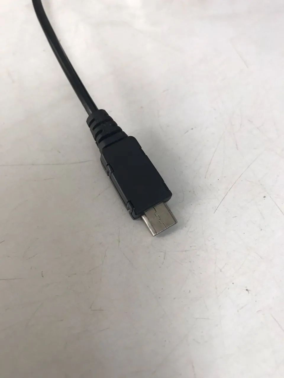 Carregador preto para carro conector micro usb v8 - Foto 3