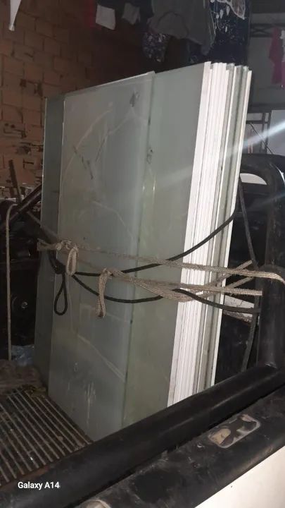 Vidros temperados para fechamento de varanda ou sacada