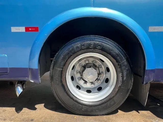 Venda de onibus motor dianteiro marcopolo g6 Mercedes 1722 - Foto 2