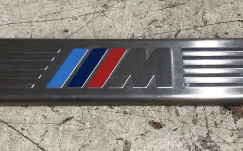 Aplique Soleira Porta Dianteira Bmw X5 X6 M 2006 - 2013  - Foto 4