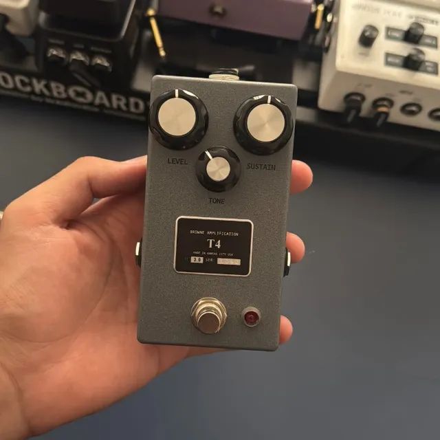 ギター Browne Amplification THE T4 FUZZ PEDAL BROWNE AMPLIFICATION T4｜ミュージックランドKEY