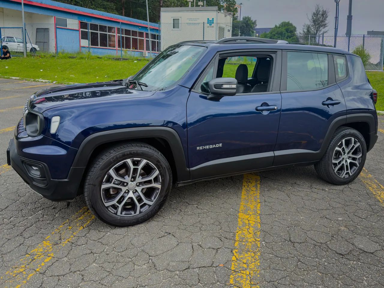 Jeep Renegade Long. T270 1.3 TB 4X2 Flex Aut. 2022 - Foto 4