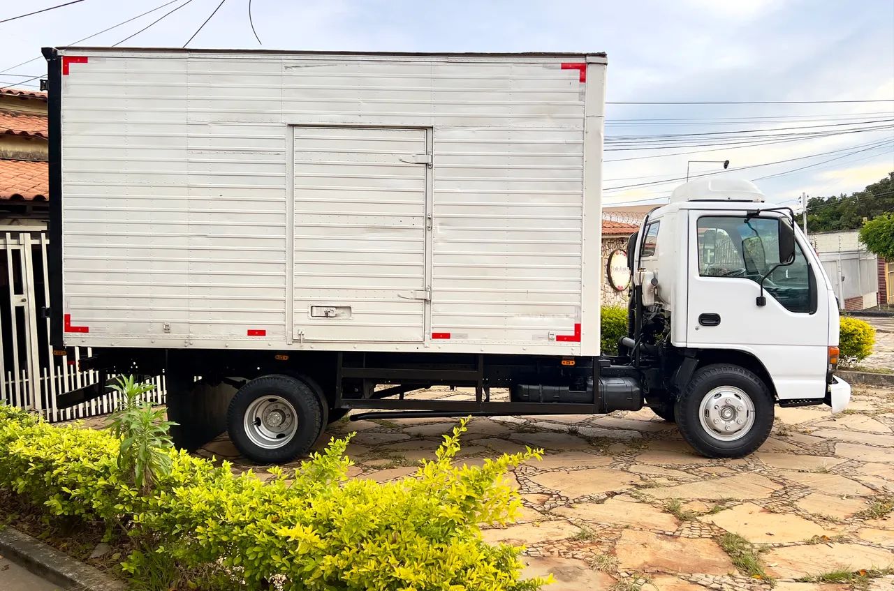 GMC 7110 - Caminhão báu 3/4 - 7 Ton com motor cummins do ford 815 150cv - Foto 14