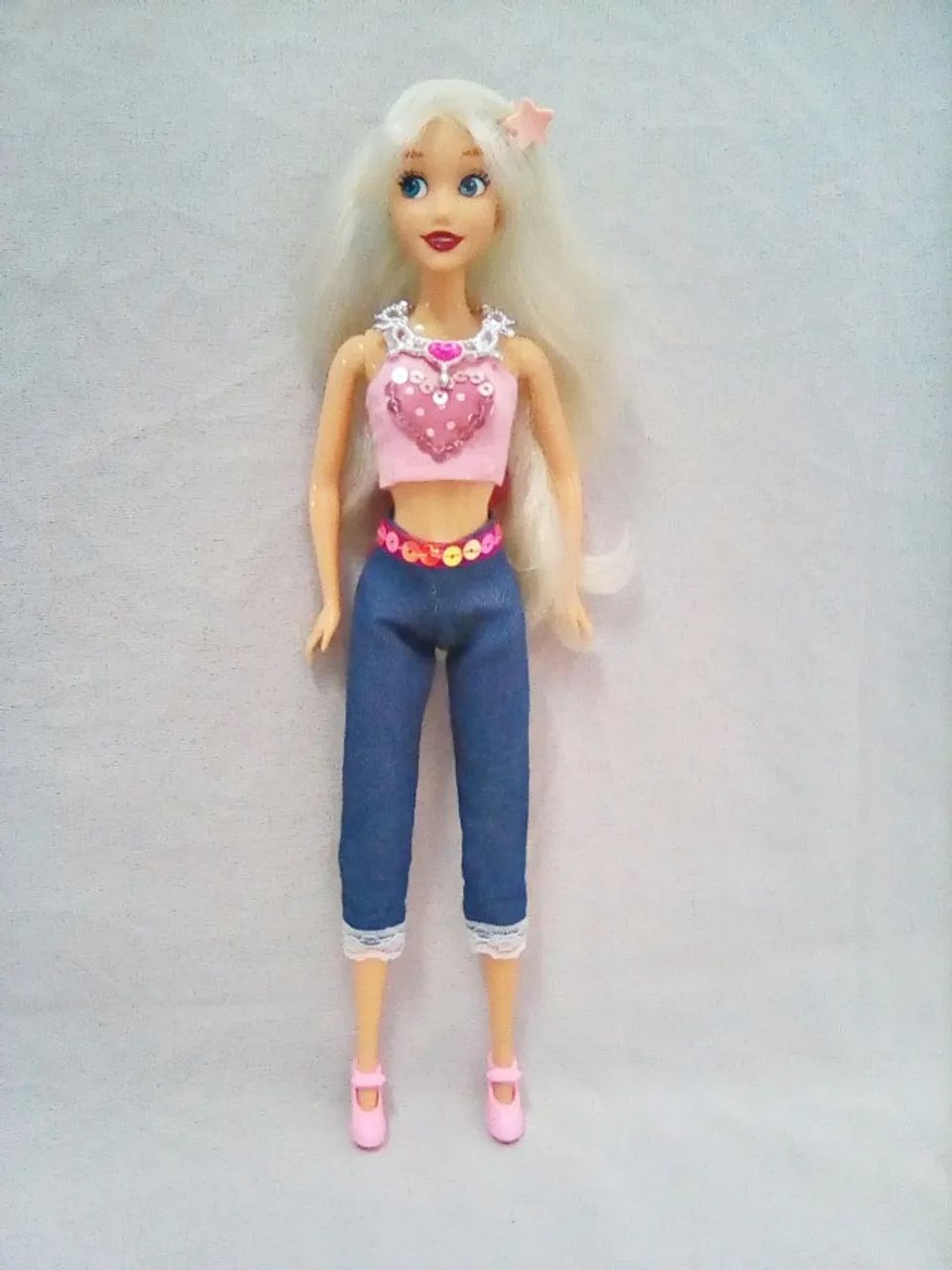 Boneca Sereia Musical + Corpo Extra Estilo Barbie, Roupas e Acessórios - Foto 5