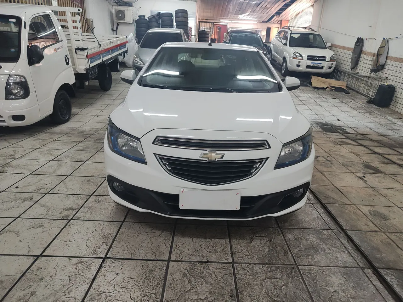 PRISMA 1.4 LTZ automático 16/16 nunca teve GNV