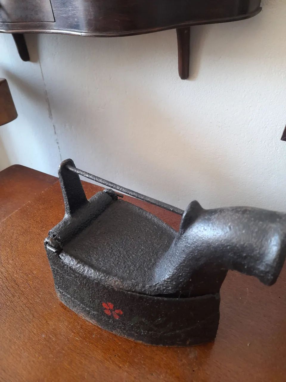 Ferro de passar antigo a brasa no estado - Foto 4