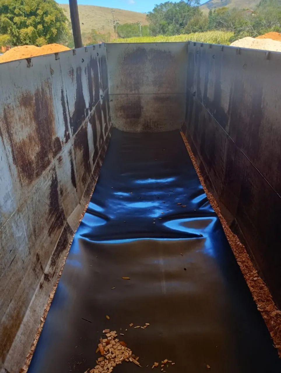 Caminhão Vw/25.460 Ctm 6x2 + Caçamba Facchini Com Basculante - Foto 12