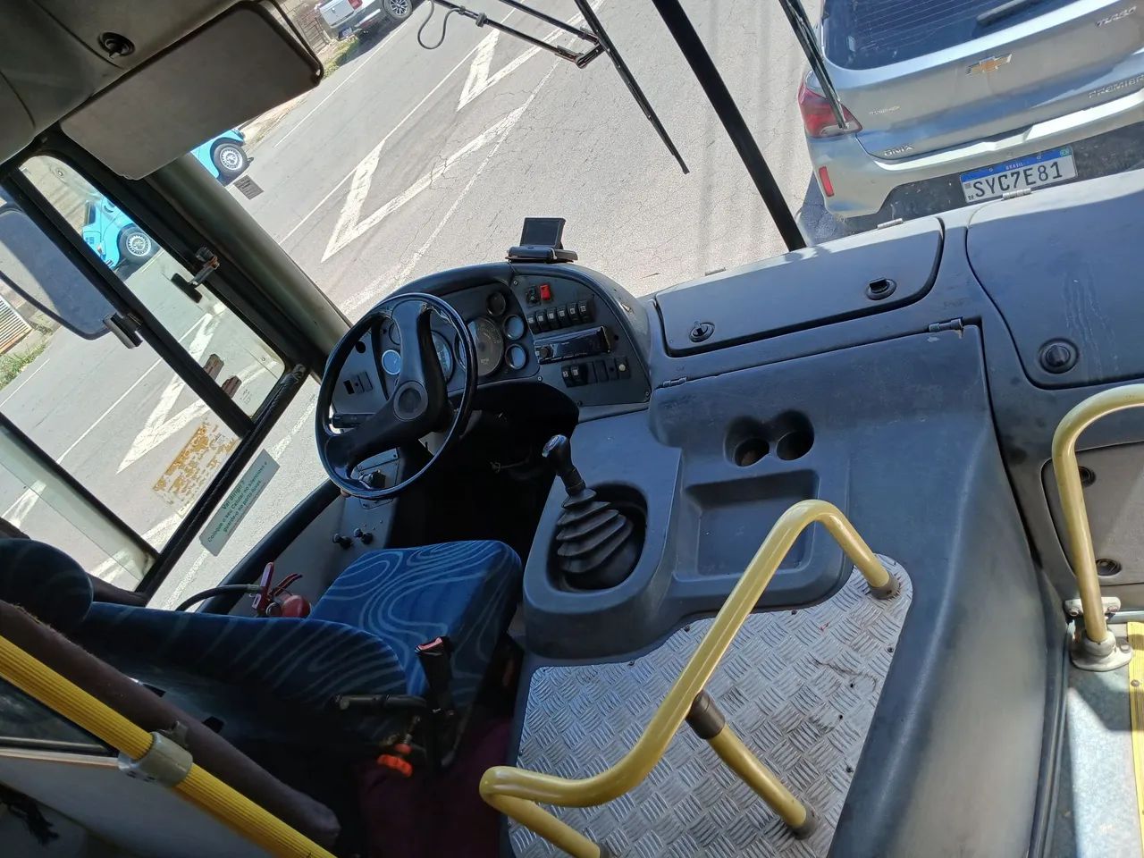 Ônibus Mercedes 1722 ano 2009 - Foto 4