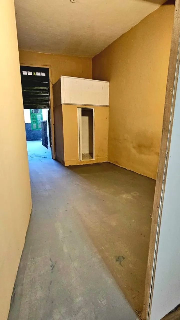 Alugo Loja com Casa nos Fundos