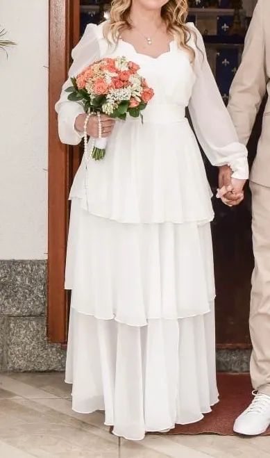 Vestido de noiva utilizado apenas uma vez 