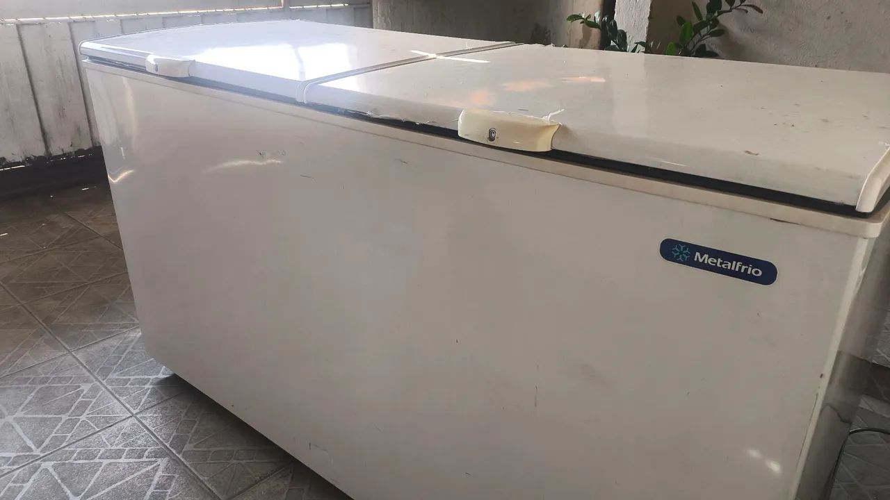Vendo Freezer Horizontal 2 portas  - Foto 3