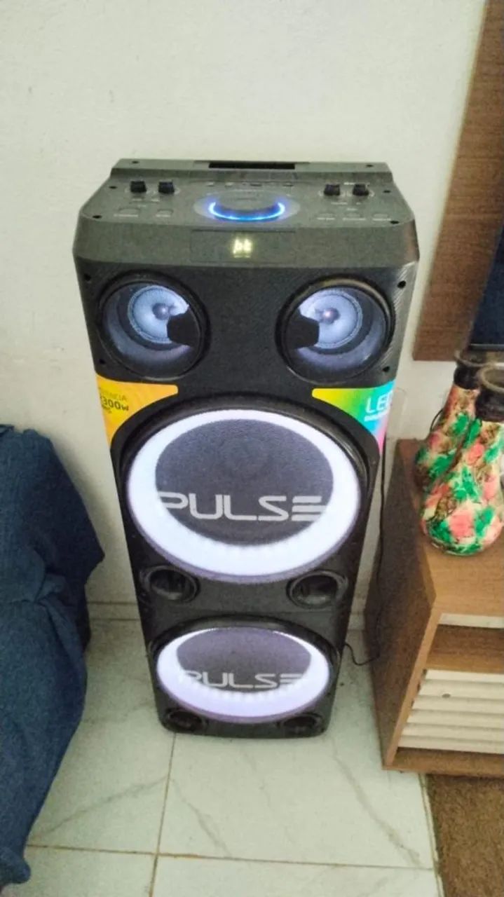 Vendo som  novo