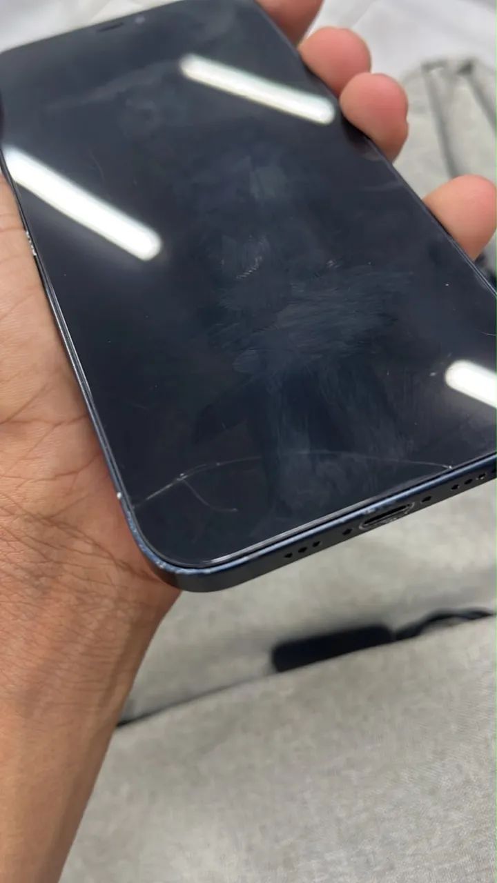 iPhone 12 e iPhone 8 plus  - Foto 3