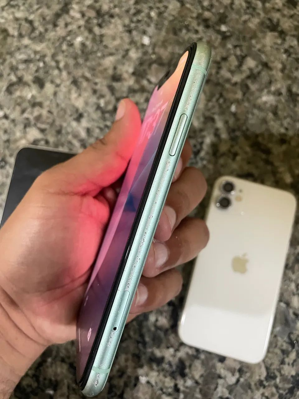 Iphone 11. 128G verde - Foto 3