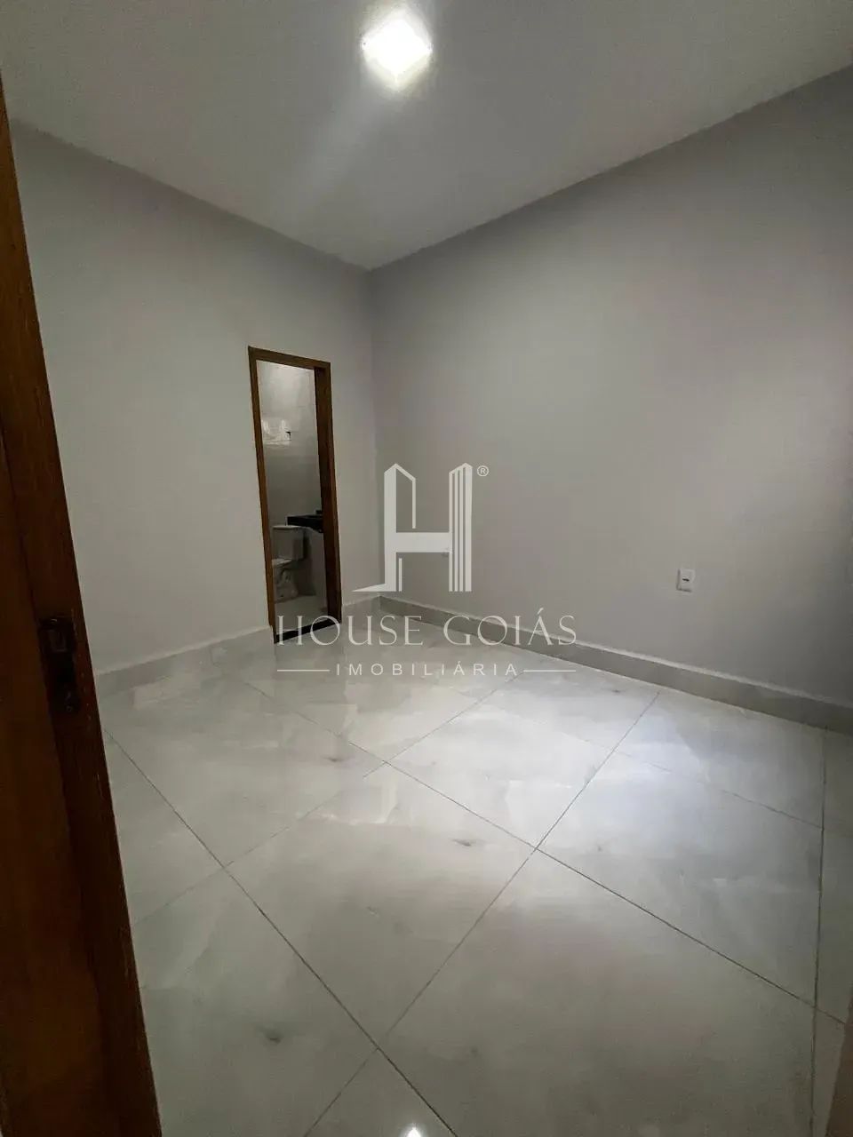 CASA COM SUÍTE NO SETOR SOLANGE PARK EM GOIÂNIA - Foto 5
