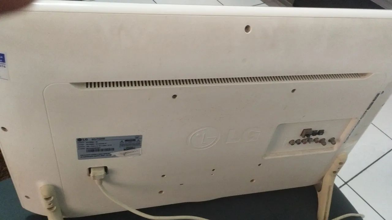 Vendo televisão Smart e Android 32 polegadas. - Foto 3