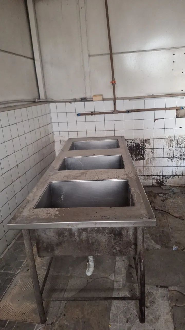 Pia de inox 3 cubas grandes. - Foto 2