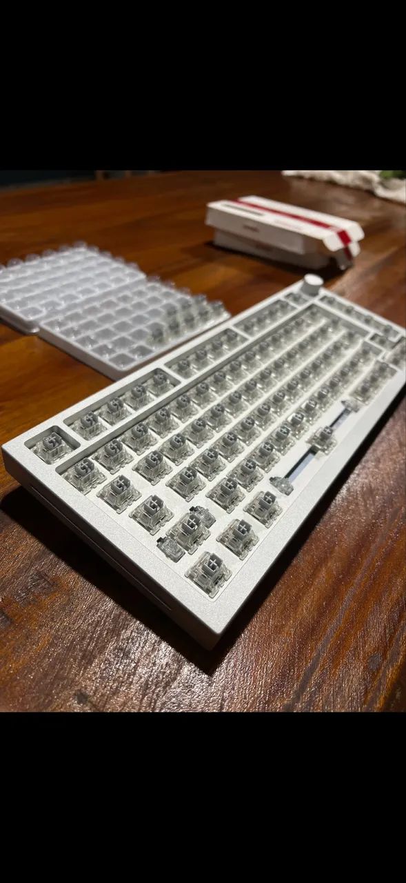 Teclado GMMK PRO SILVER 