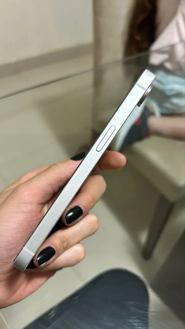 iPhone 16E perfeito estado  - Foto 2