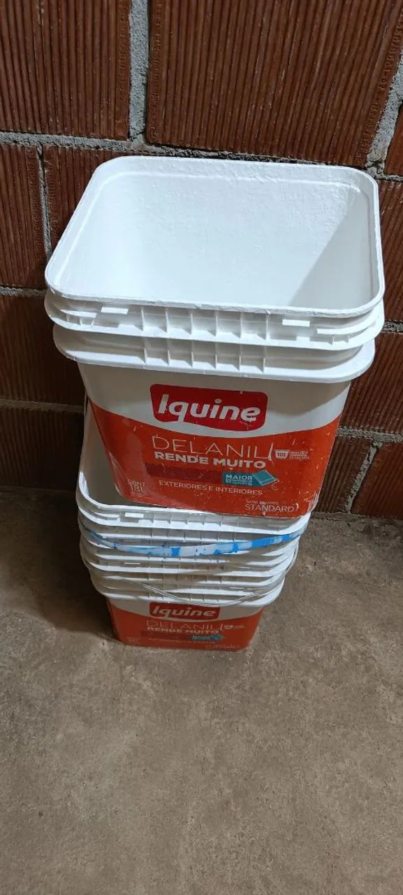 Vendo balde de tinta vazio