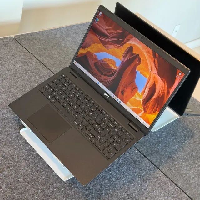 Notebook Dell Latitude 3520, i5, 11ªth, SSD 256GB e 8GB de RAM - Foto 2