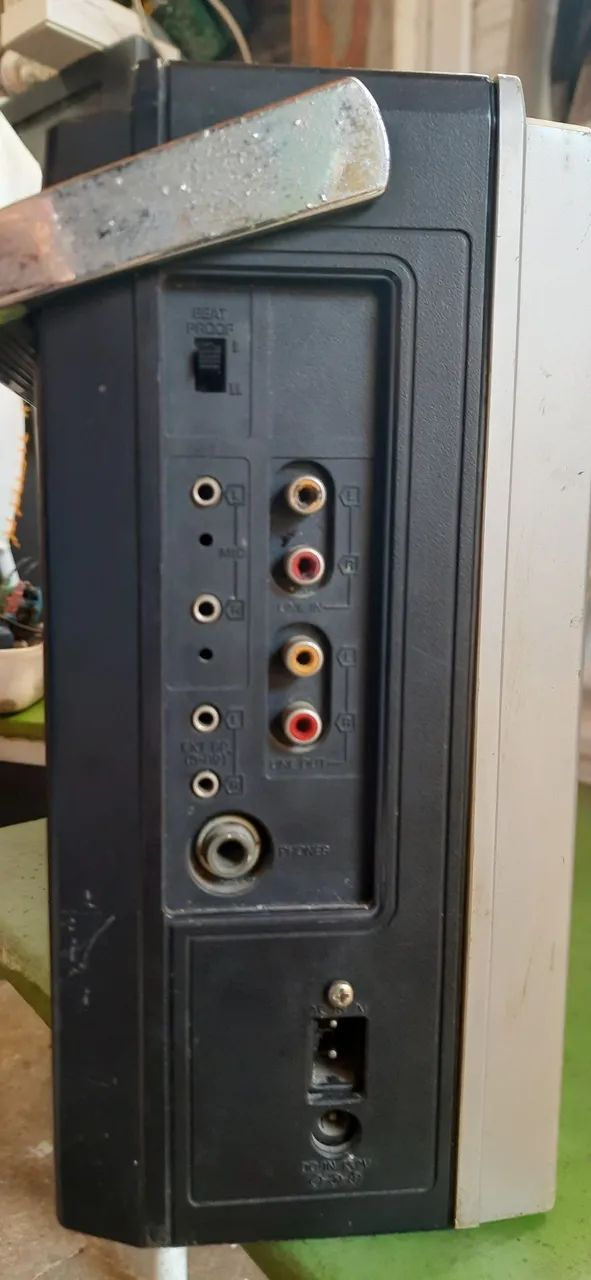 Rádio gravador antigo  - Foto 4