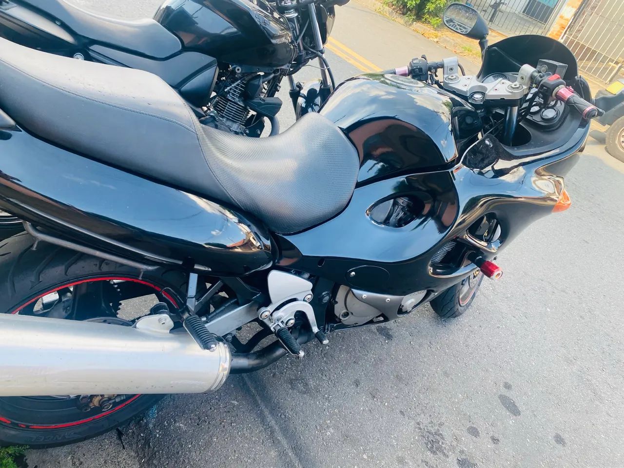 隼99 Motos Suzuki GSX 1999 no Brasil