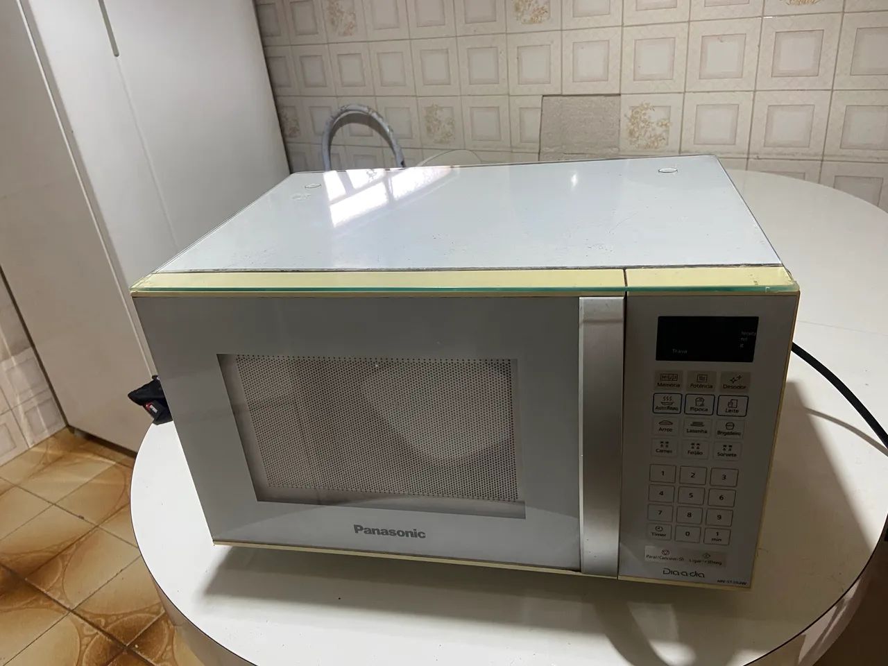 Micro-ondas Panasonic 21L - Ótimo estado e funcionando perfeitamente - Foto 5