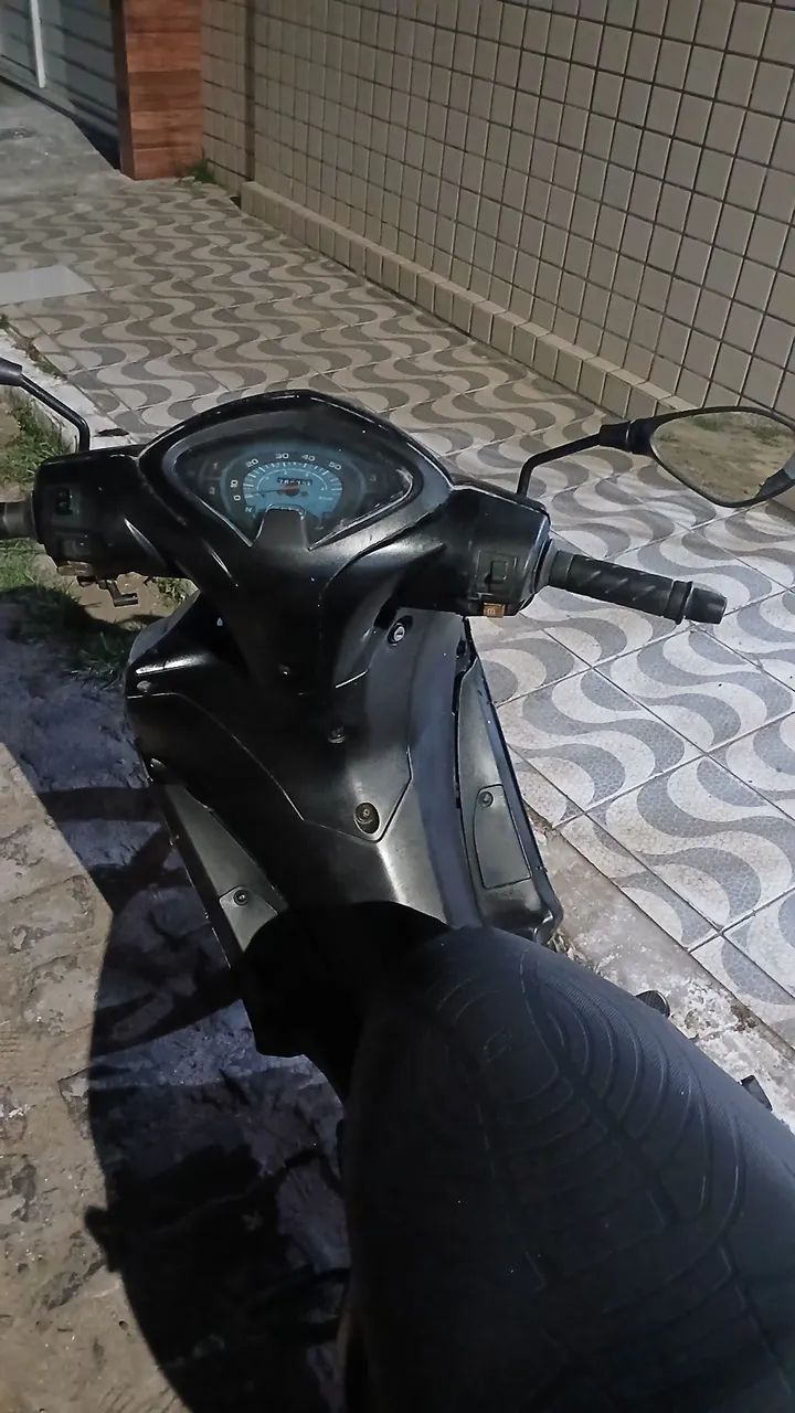 VENDO CINQUENTINHA EMPLACADA (PREÇO DE DESAPEGO) - Foto 4