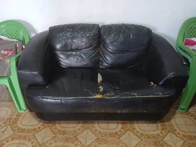 Sofa para reforma ou colocar manta 2 lugares