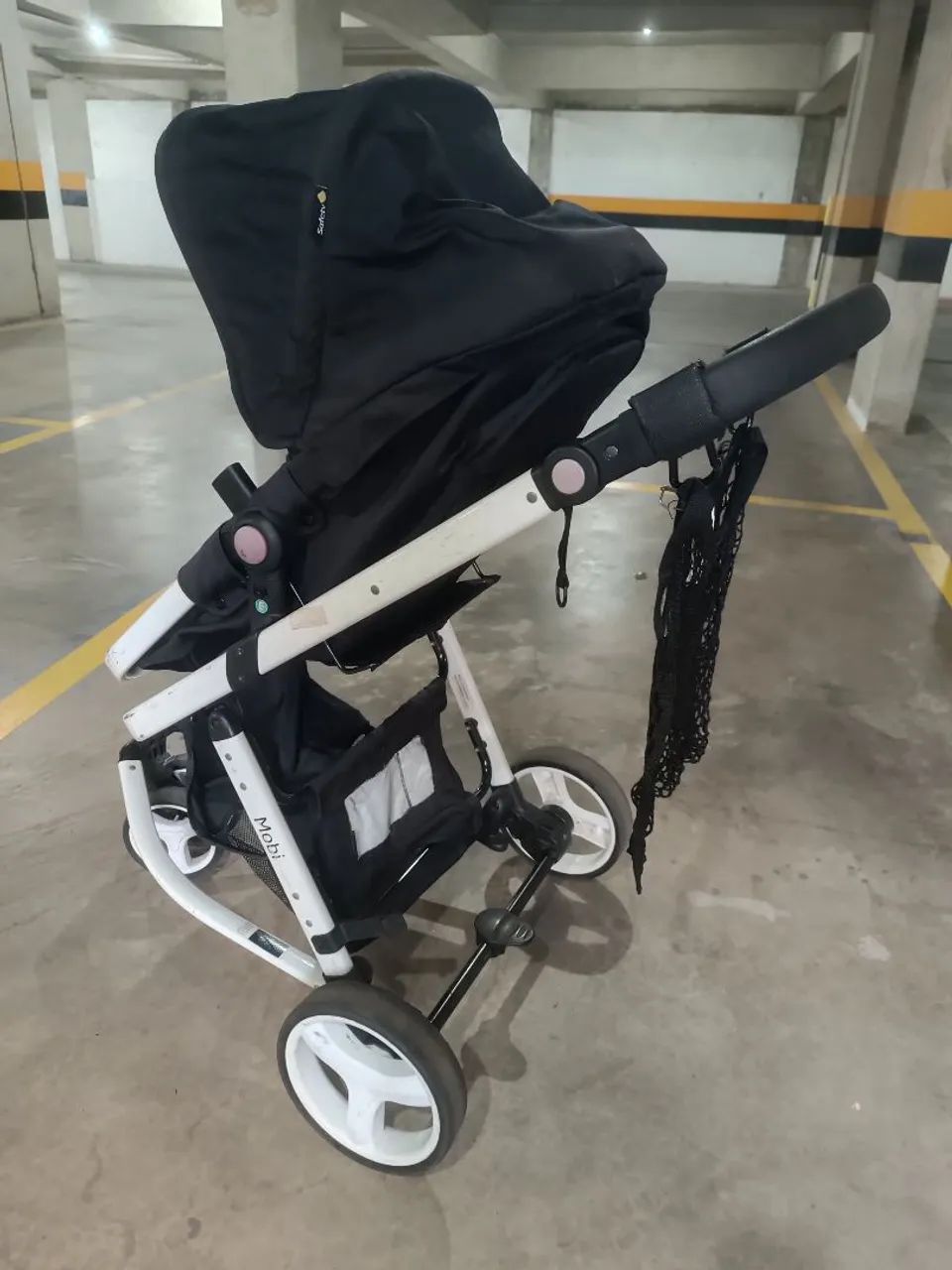 Carrinho Safety 1st Mobi com moisés, bebê conforto e suporte para carro - Foto 2