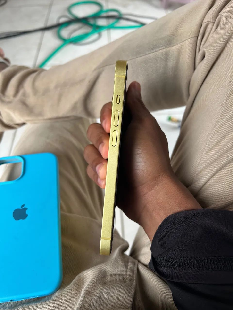 iPhone 14, todo original! - Foto 2