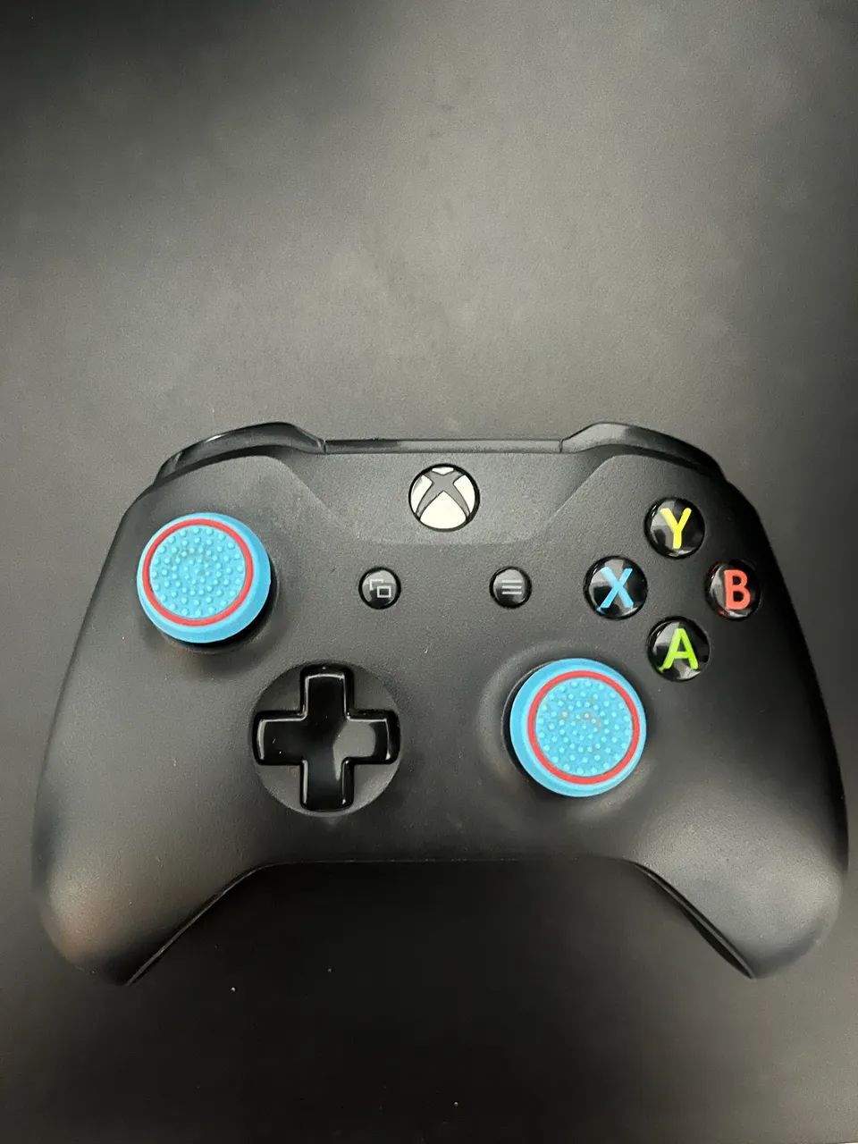 Xbox One 500GB - Com 1 Controle Original e 4 Jogos (Minecraft, FIFA) - Foto 4