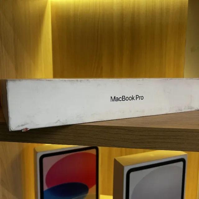 MacBook Pro M5 16GB / 512GB 14Pol Novo Lacrado à Pronta Entrega