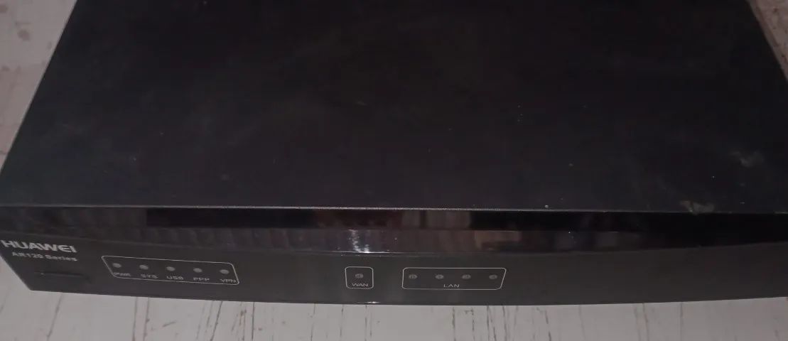Huawei AR120 Series (**usado**)