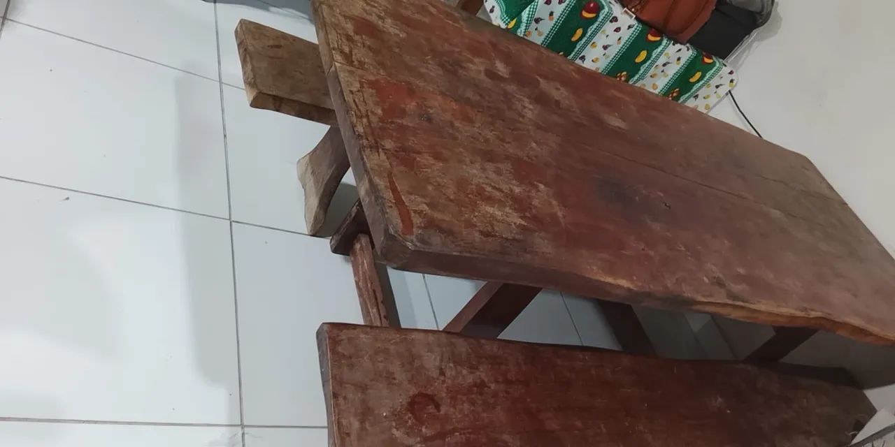  Vendo mesa de jaqueira