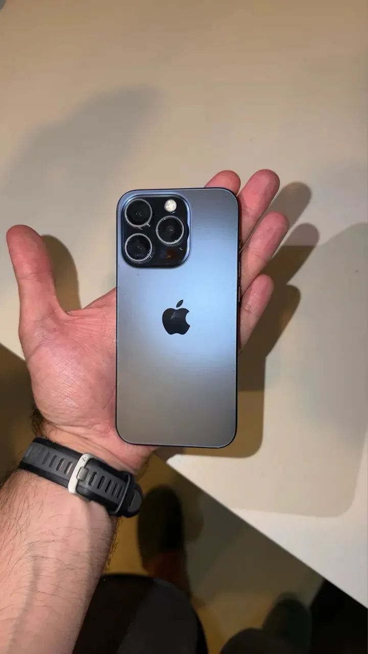 iPhone 15 pro - Foto 3