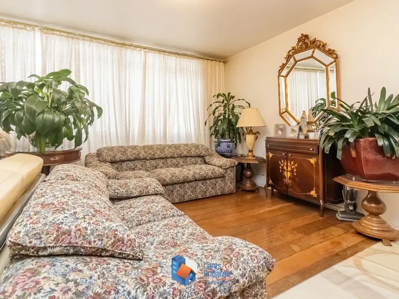Apartamento para venda em Itaim Bibi com 3 quartos, sendo 1 suíte, 180m² - Foto 4