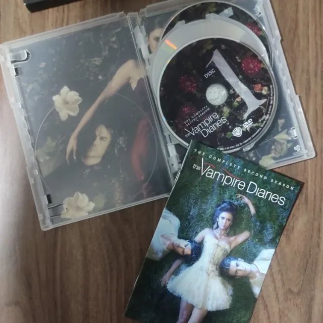 DVD The Vampire Diaries importado