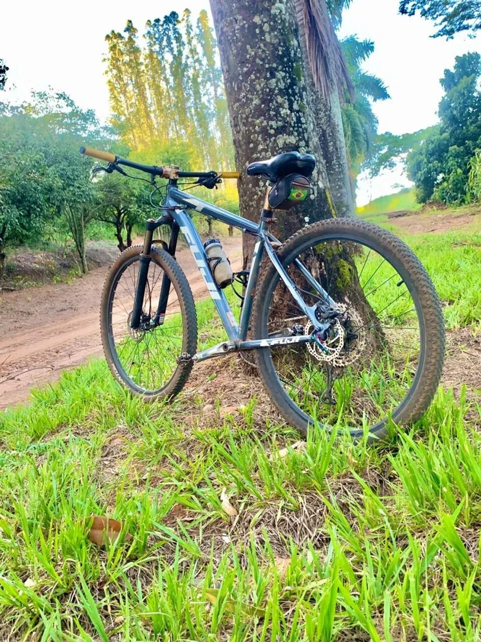 Bicicleta Fuji  - Foto 2