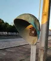 Telefone orelhão da oi
