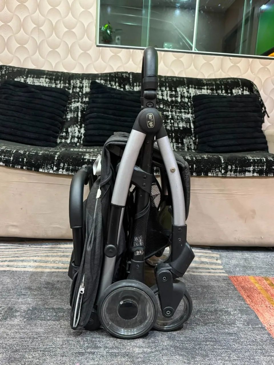 Carrinho de bebê Chicco Goody Plus Graphite - Foto 4
