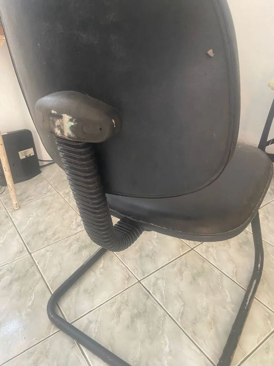 Cadeira confortável (aceito troca) - Foto 3