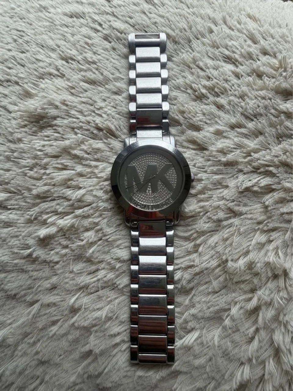 Relógio Michael Kors Prateado - Modelo Iconic Logo Pavé - Original e Impecável