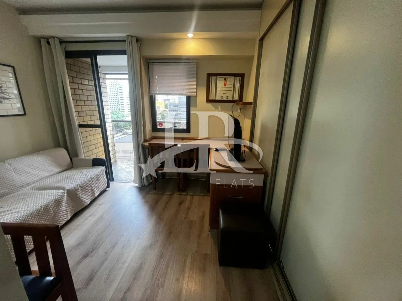 LR Flats - Flat para locação em Moema