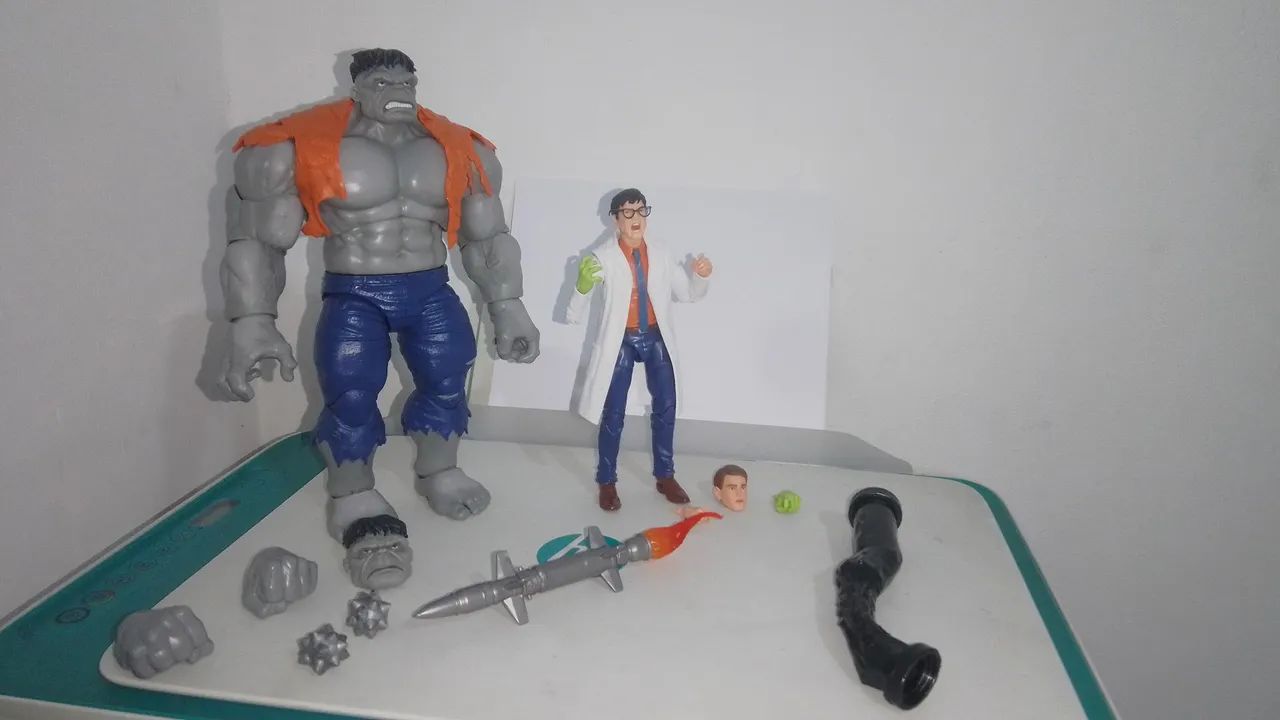 Pack Hulk Cinza e Bruce Banner Marvel legends! - Foto 5